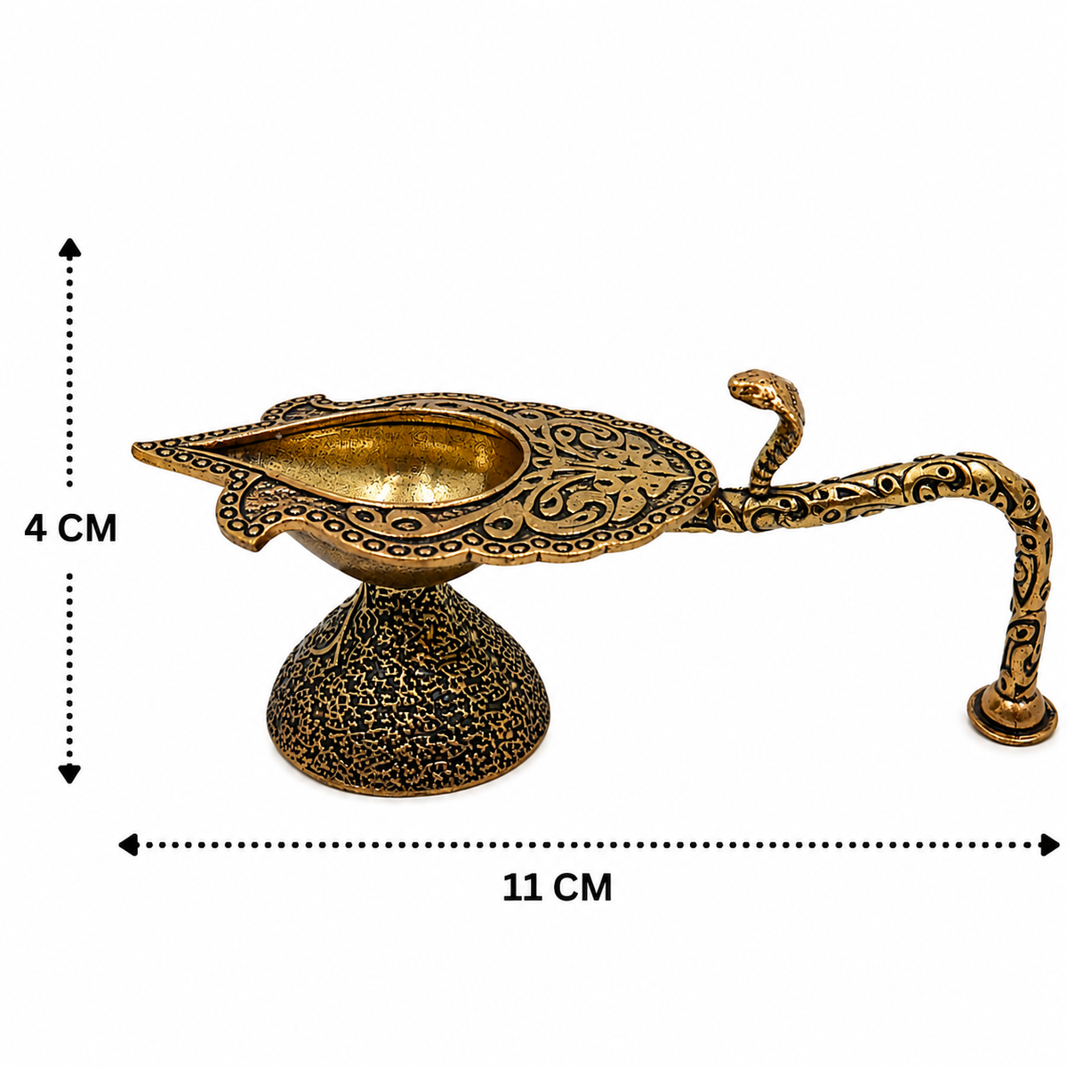 Brass Aarti Diya – Traditional Pooja Oil Lamp (Peetal Deepak) for Aarti, Puja &amp; Home Mandir Décor 1.5 Inch