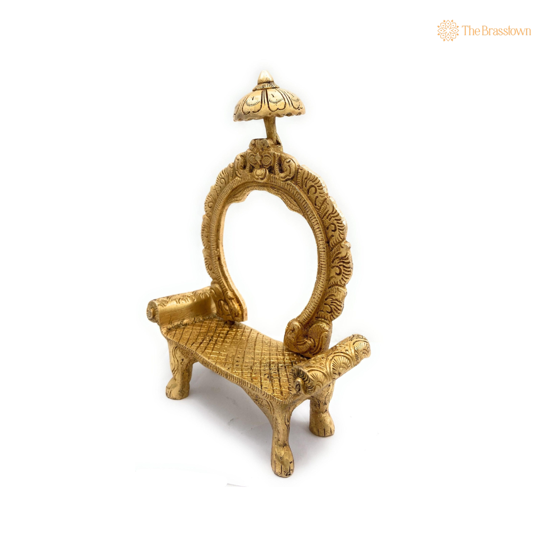 Exquisite Brass Throne with Arch 8 Inch side view – antique finish detail