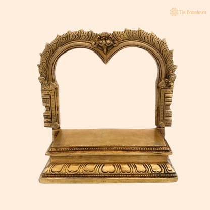 Graceful Brass Single-Arch Pooja Stand 6.5 Inch