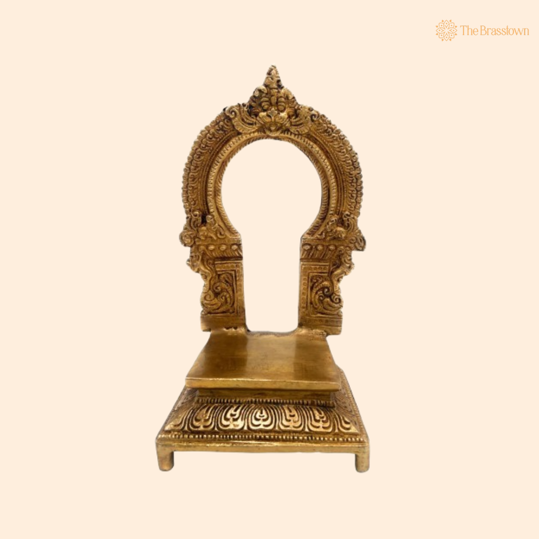 Ornate Brass Arch-Style Pedestal Stand 7 Inch