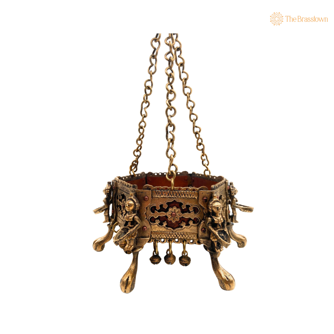 Regal Brass Elephant Adornment – A Symbol of Royal Grandeur 6 Inch