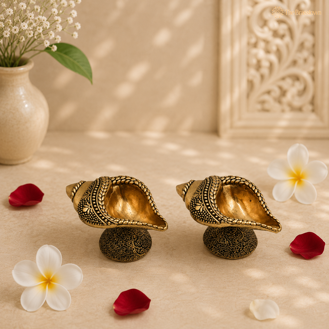 Brass Handcrafted Shankha Diya – Conch Shape Oil Lamp (Peetal Deepak) for Puja, Aarti &amp; Home Mandir Décor 1.5 Inch (set of 2)