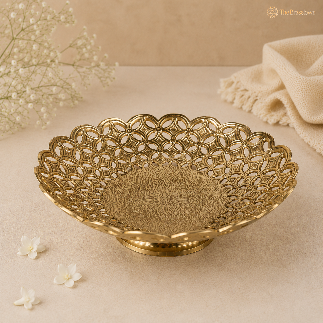 Traditional Handcrafted Brass Fruit Bowl – Traditional Peetal Decorative Dry Fruit Bowl for Dining Table, Home Décor &amp; Centerpiece 3 Inch