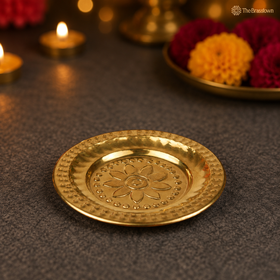 Traditional Brass Handcrafted Pooja Thali – Pure Peetal Aarti Plate (Pital Puja Thambalam) for Hindu Worship &amp; Temple Rituals 0.5 Inch