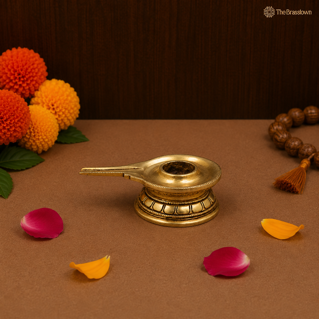Brass Saligrama Stand Peetham – Shaligram Shila Peedam for Vishnu Narayana Pooja, Mandir &amp; Vaishnava Worship 1.5 Inch