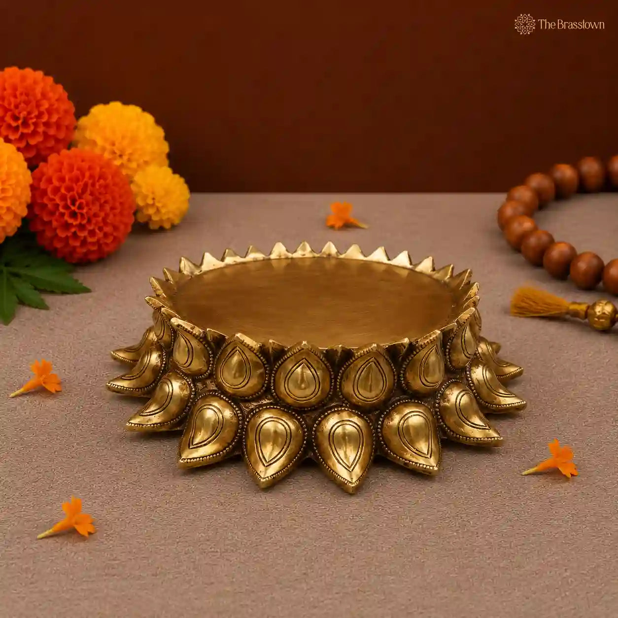Brass Lotus Design Stand – A Symbol of Purity and Elegance 3 Inch