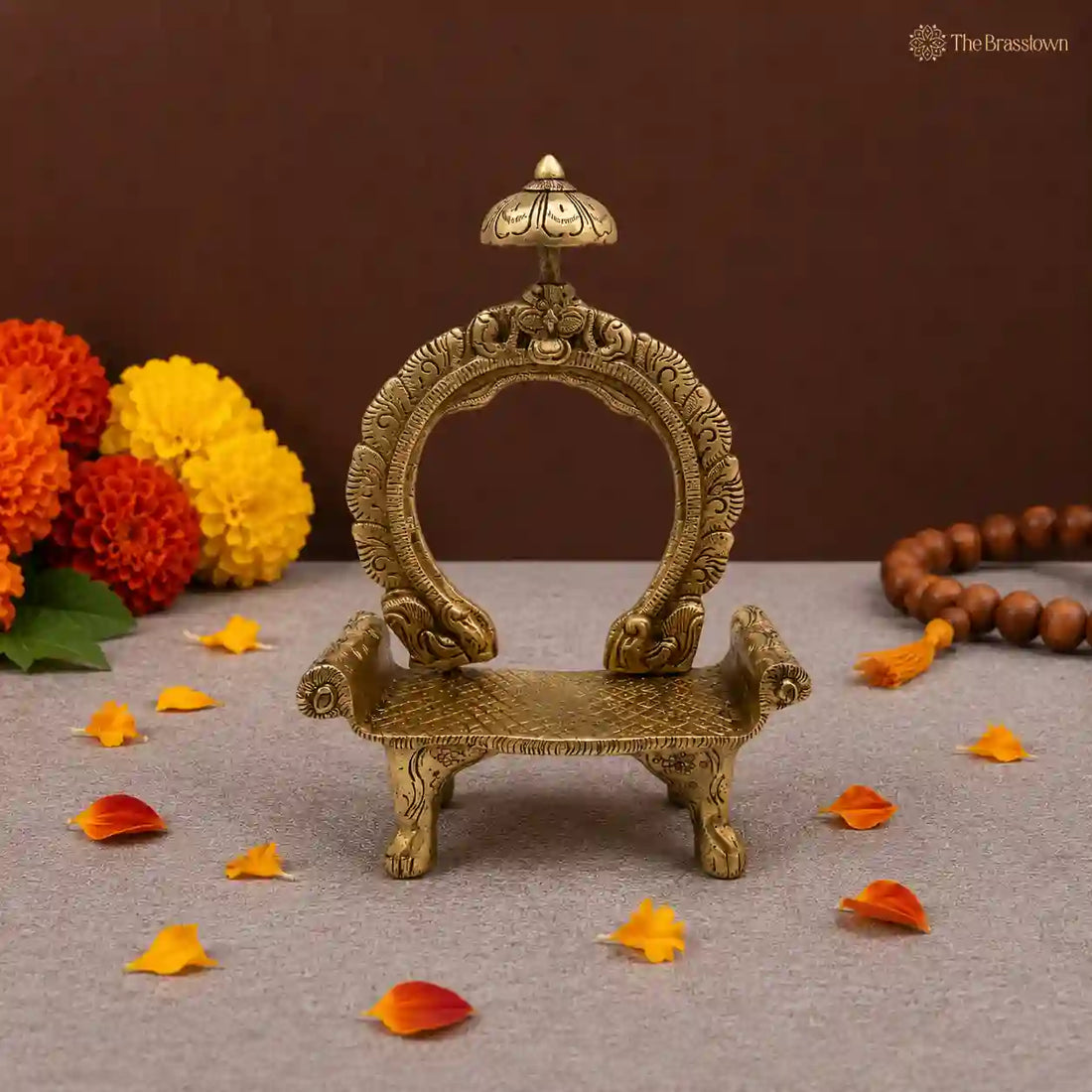 Exquisite Brass Throne with Arch Design 8 Inch