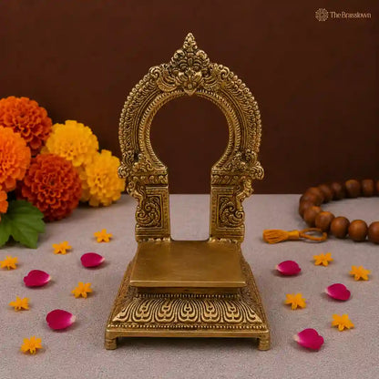 Ornate Brass Arch-Style Pedestal Stand 7 Inch