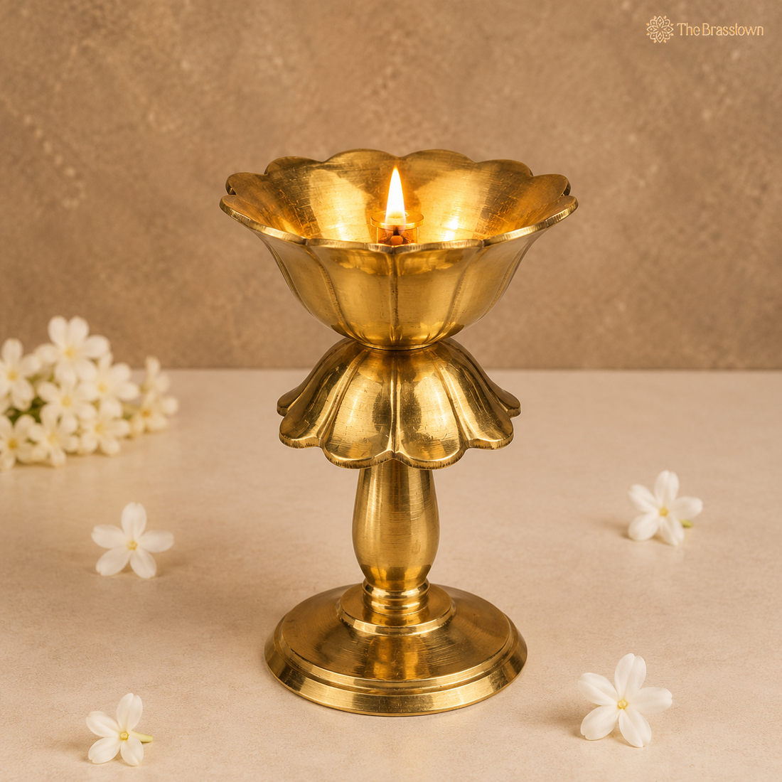 Brass Lotus Lamp – Handcrafted Kamal Deepam Vilakku, Padma Diya for Pooja, Home Mandir &amp; Spiritual Décor 6 Inch