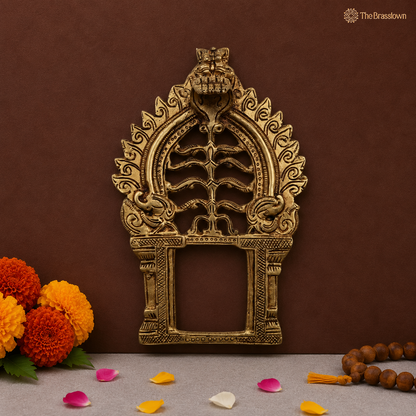 Handcrafted Brass Kirtimukha For Diety Prabhaval Arch – Handcrafted Arch Wall Hanging for Home Temple, Deity Décor &amp; Spiritual Ambience 8 Inch
