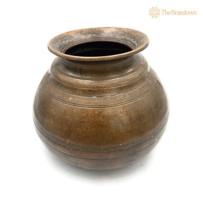 Brass Antique Lota – Handcrafted Loota, Chambu, Lotiya, Water Kamandal for Home Décor, Puja &amp; Gifting 7 Inch 4